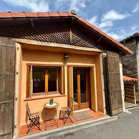 Prázdninový dům Dans Village De Montagne